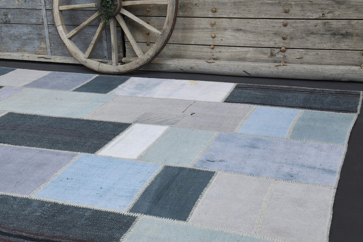Shades of Blue - Oversized Patchwork Rug