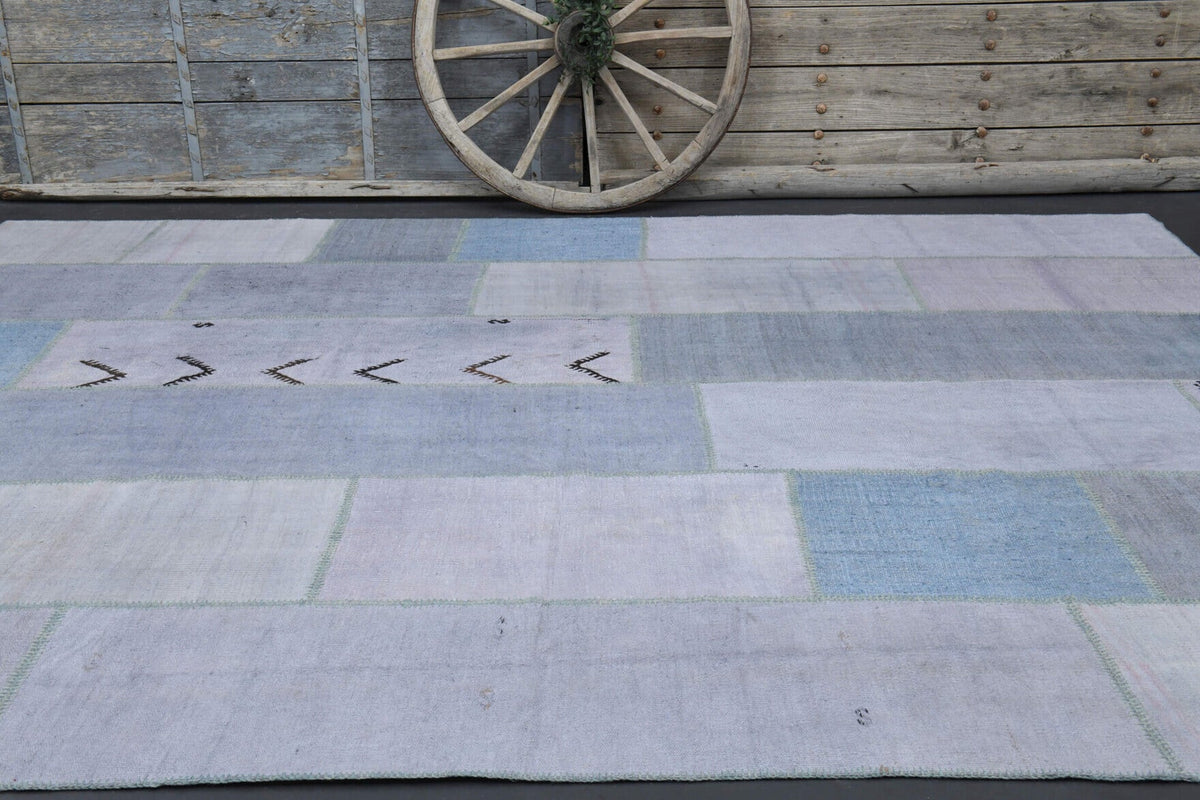 El yapımı vintage halı 300x394 cm düz desenli yün - mekan görünümü