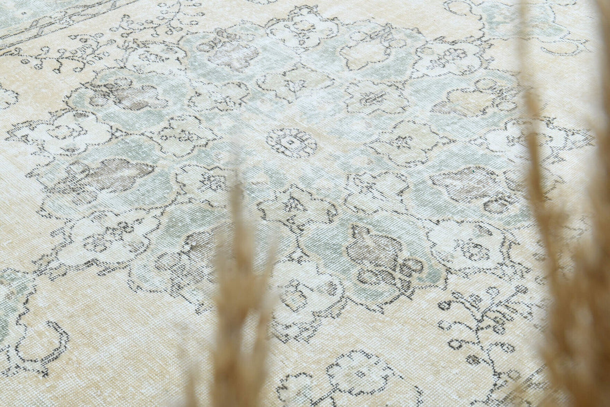 El yapımı vintage halı 213x335 cm oryantal desenli yün - yakın çekim doku detayı