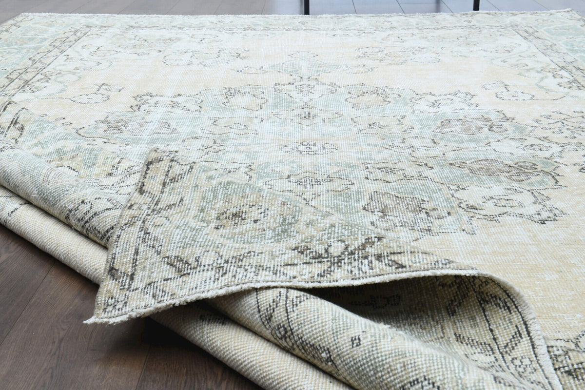 El yapımı vintage halı 213x335 cm oryantal desenli yün - kenar ve saçak detayı
