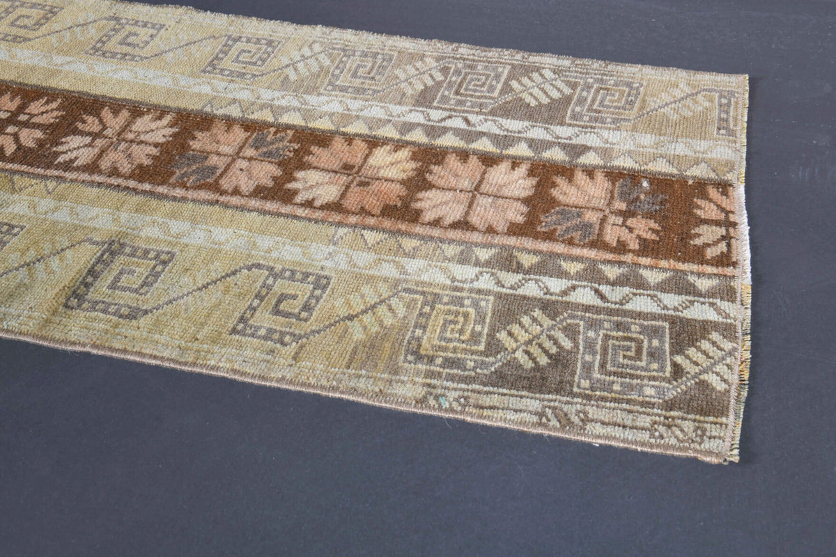 El yapımı vintage yolluk 58x185 cm i̇kat desenli yün - kenar ve saçak detayı