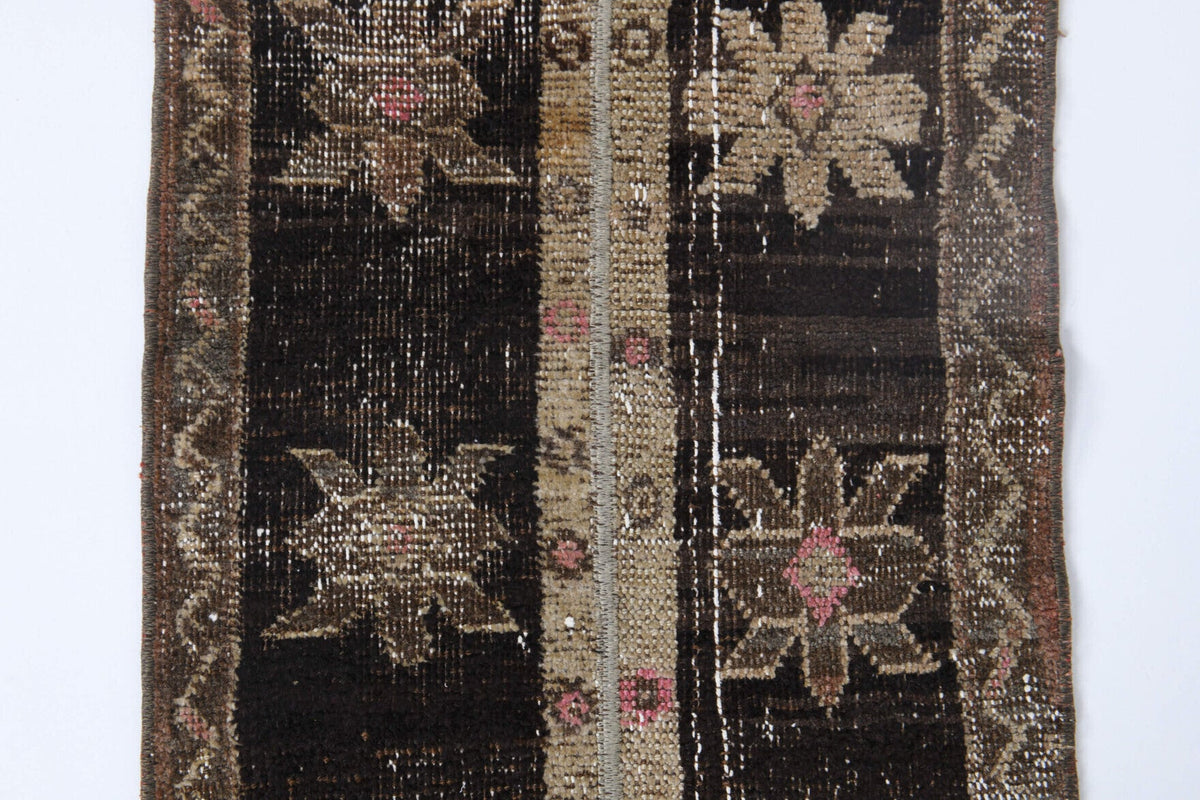 El yapımı vintage halı 51x147 cm patchwork desenli yün - kenar ve saçak detayı