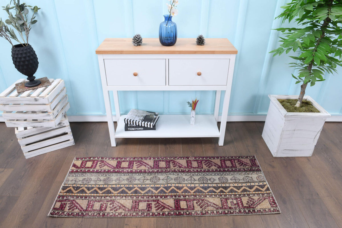 El yapımı vintage halı 56x150 cm oryantal desenli yün - detay görünümü