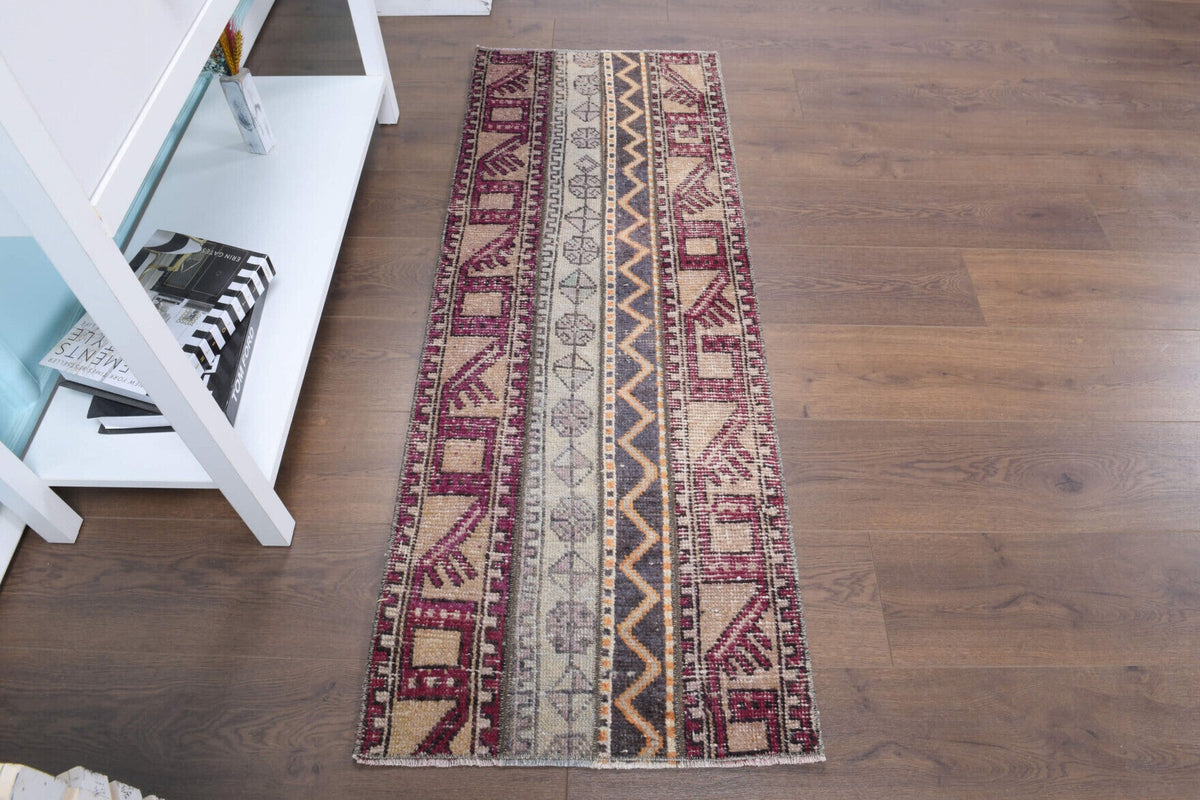 El yapımı vintage halı 56x150 cm oryantal desenli yün - üstten görünüm