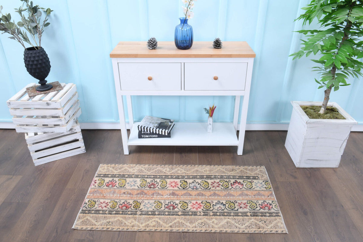 El yapımı vintage halı 61x132 cm i̇kat desenli yün - üstten görünüm