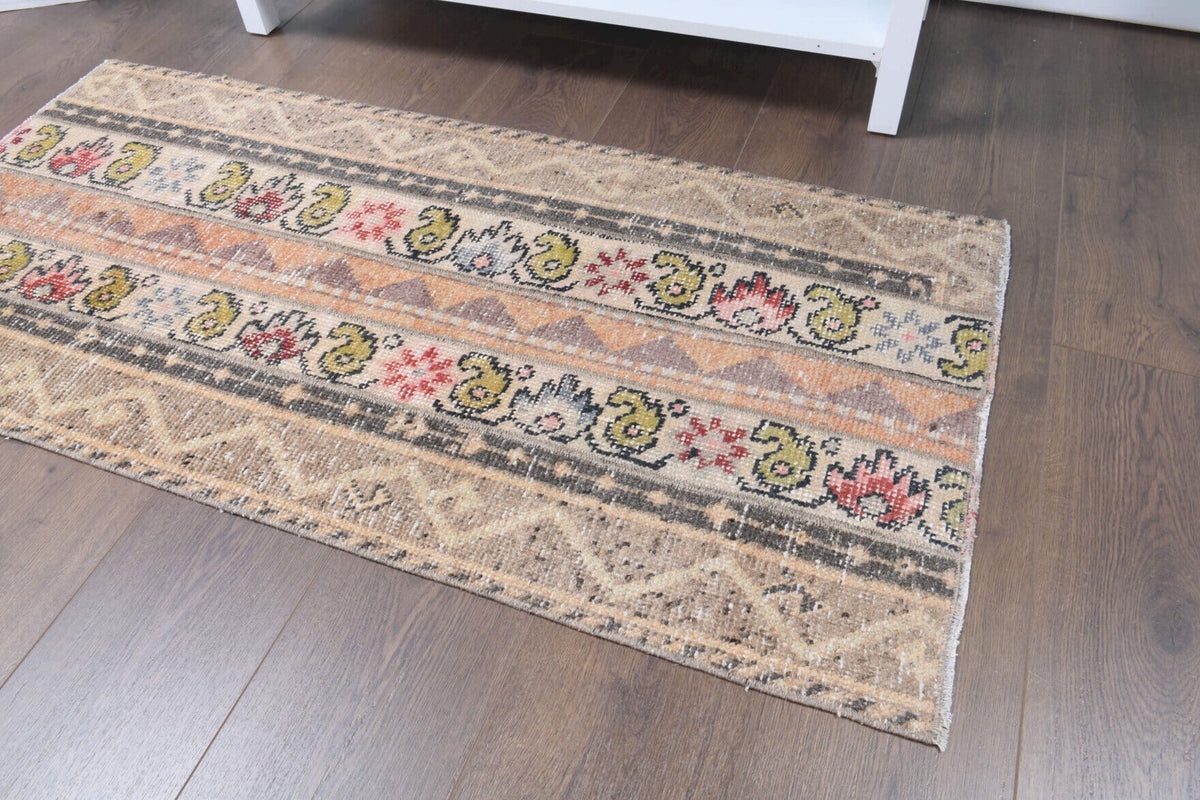 El yapımı vintage halı 61x132 cm i̇kat desenli yün - desen detayı