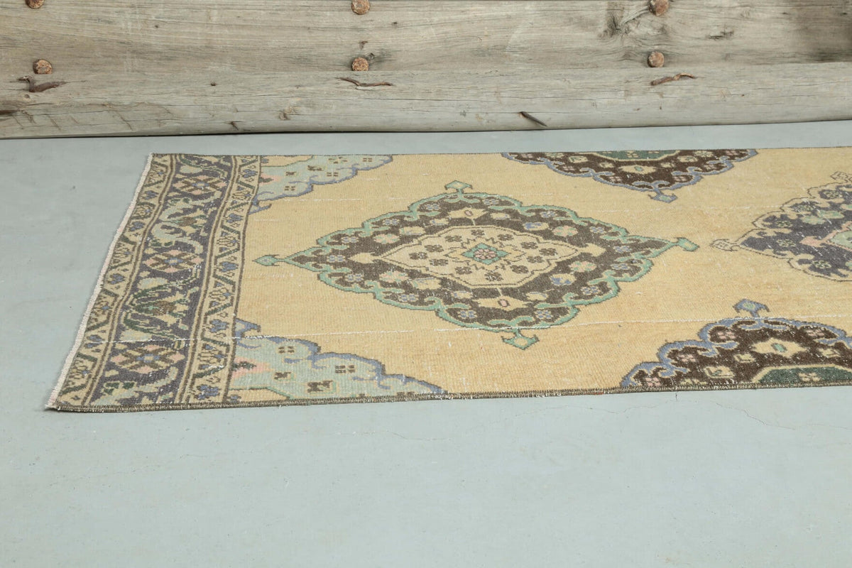 El yapımı vintage yolluk 91x394 cm oryantal desenli yün - yakın çekim doku detayı