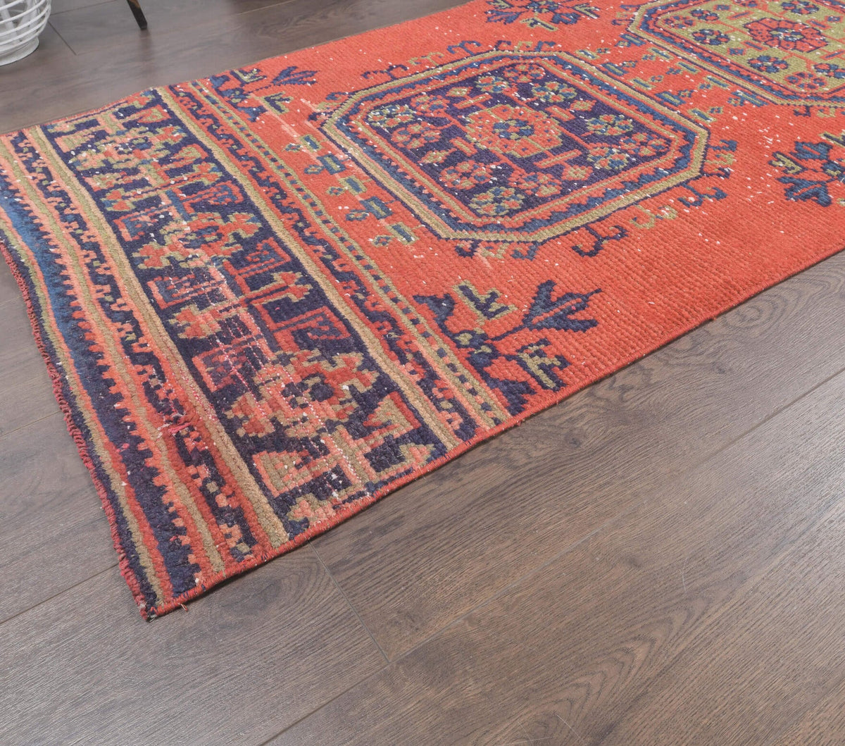 El yapımı vintage yolluk 81x348 cm çiçek desenli desenli yün - kenar ve saçak detayı