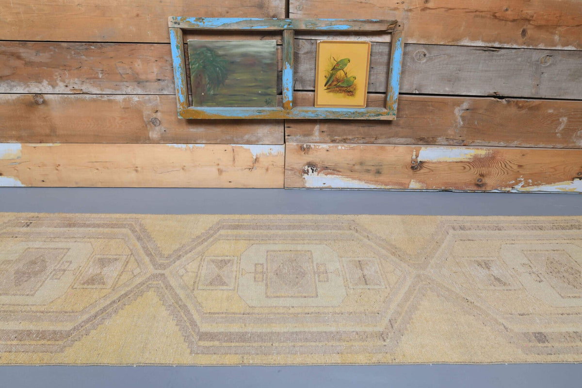 El yapımı vintage yolluk 86x384 cm geometrik desenli yün - yakın çekim doku detayı