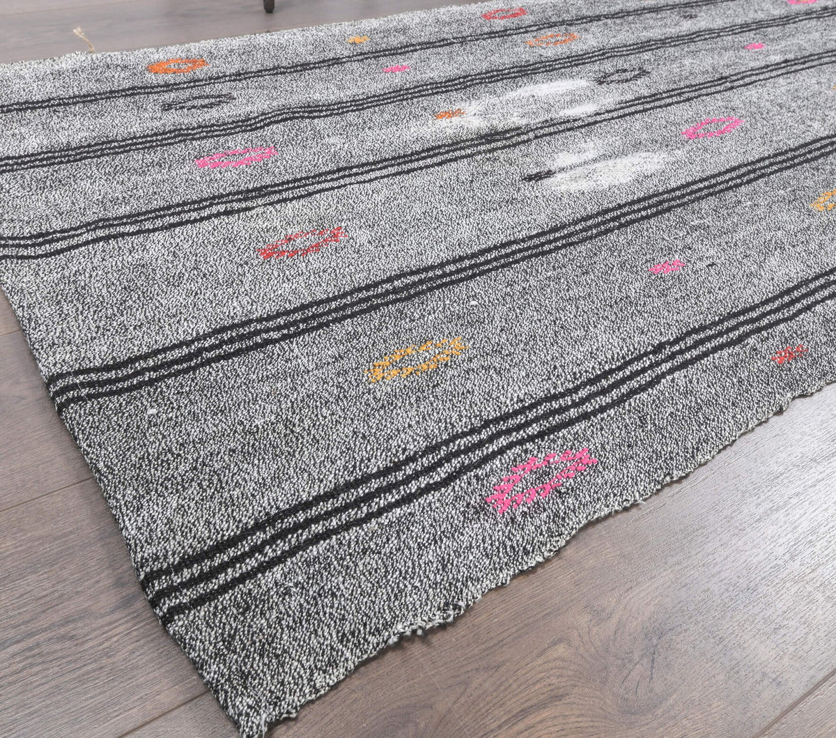 El yapımı vintage yolluk 94x376 cm çizgili desenli yün - kenar ve saçak detayı