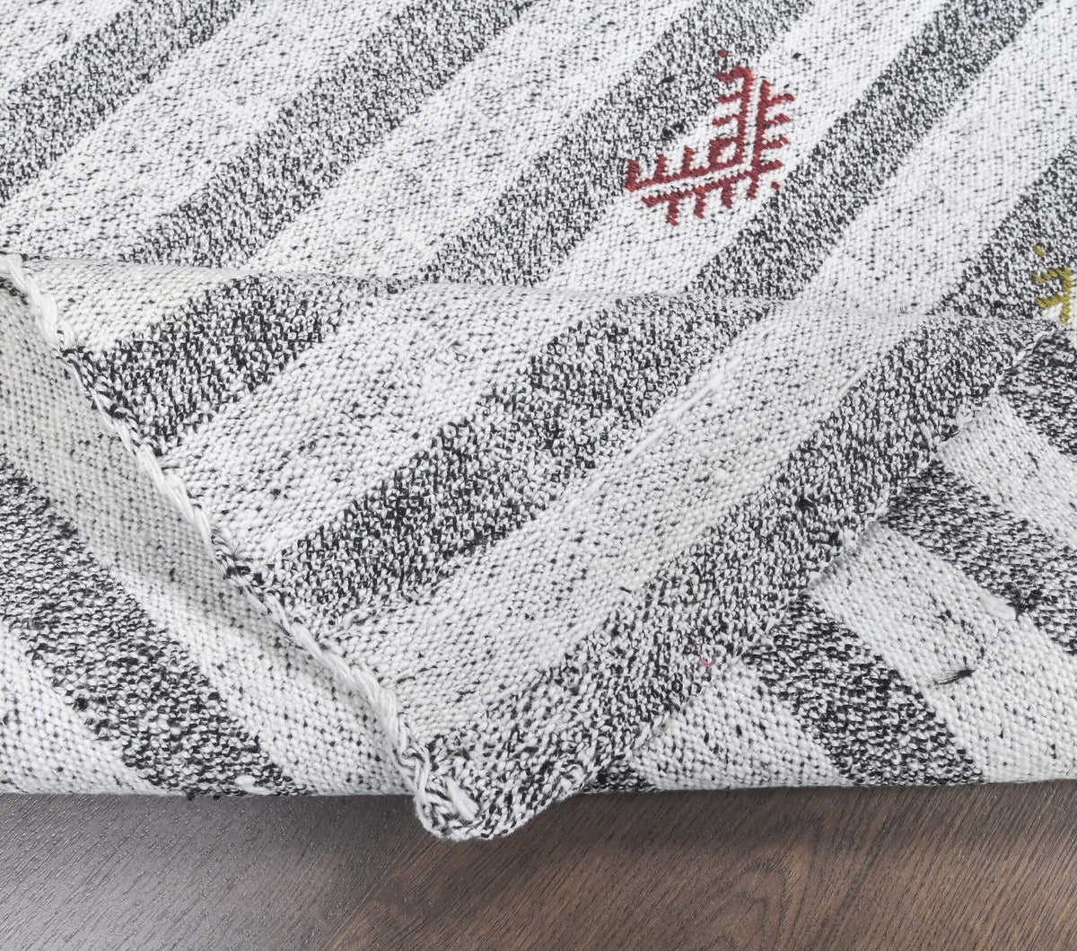 El yapımı vintage yolluk 79x224 cm çizgili desenli yün - desen detayı