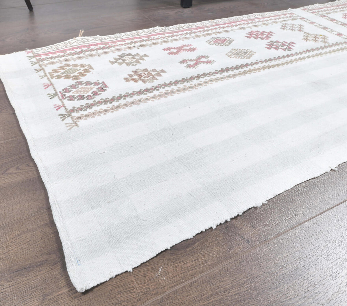 El yapımı vintage yolluk 71x211 cm i̇kat desenli yün - kenar ve saçak detayı