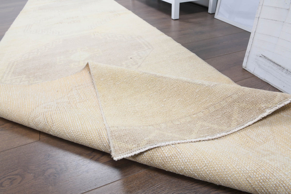 El yapımı vintage yolluk 91x381 cm geometrik desenli yün - açık alan görünümü