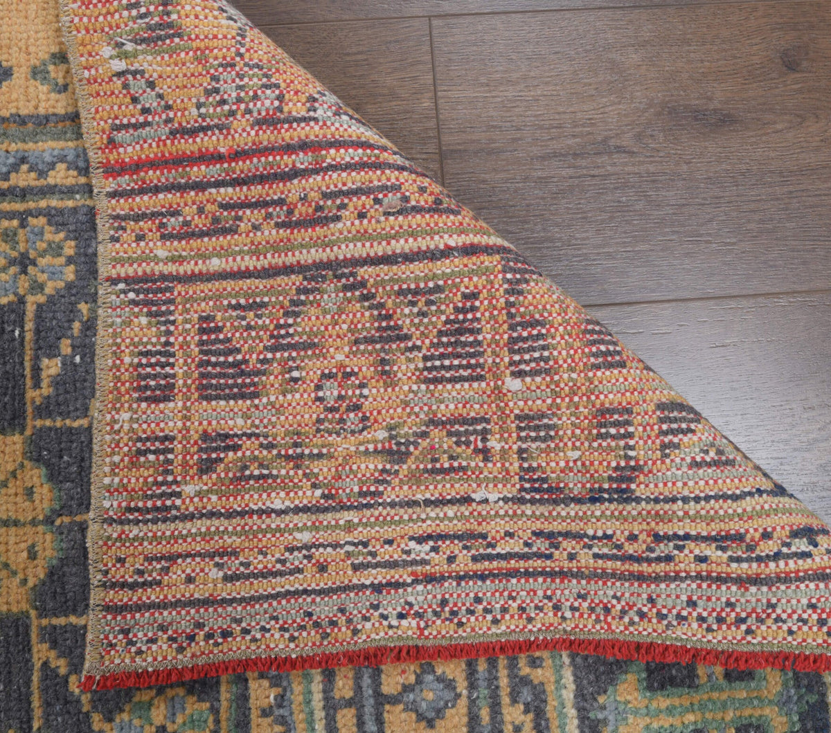 El yapımı vintage yolluk 79x351 cm çiçek desenli desenli yün - desen detayı