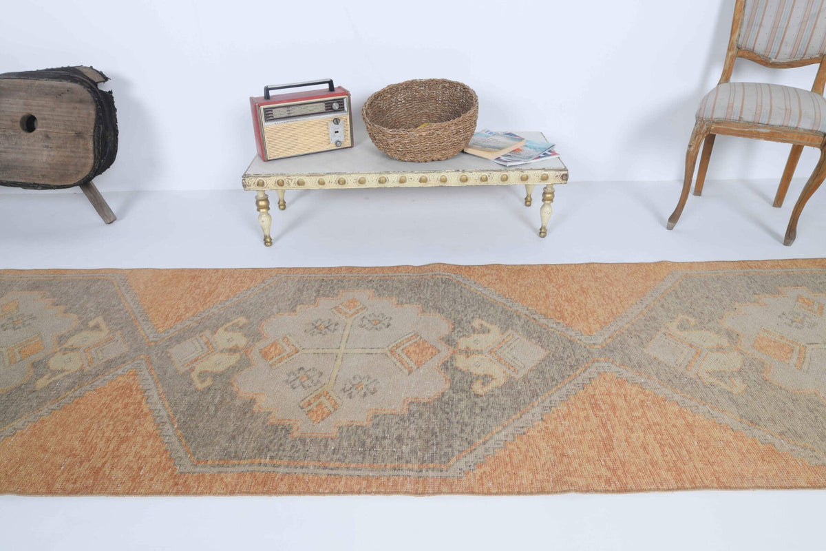 Vintage Oushak Runner Rug - 30246