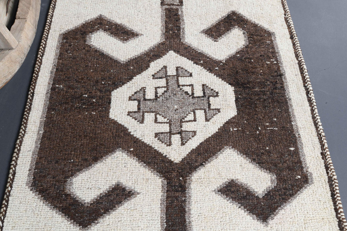 El yapımı vintage yolluk 102x361 cm tribal desenli yün - desen detayı