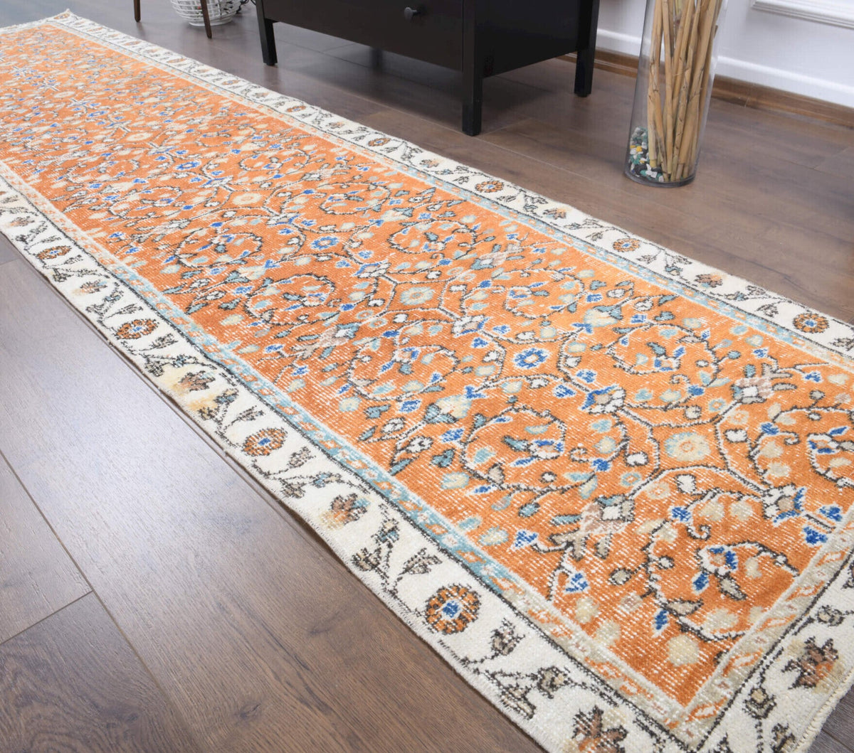 El yapımı vintage yolluk 79x318 cm çiçek desenli desenli yün - mekan görünümü