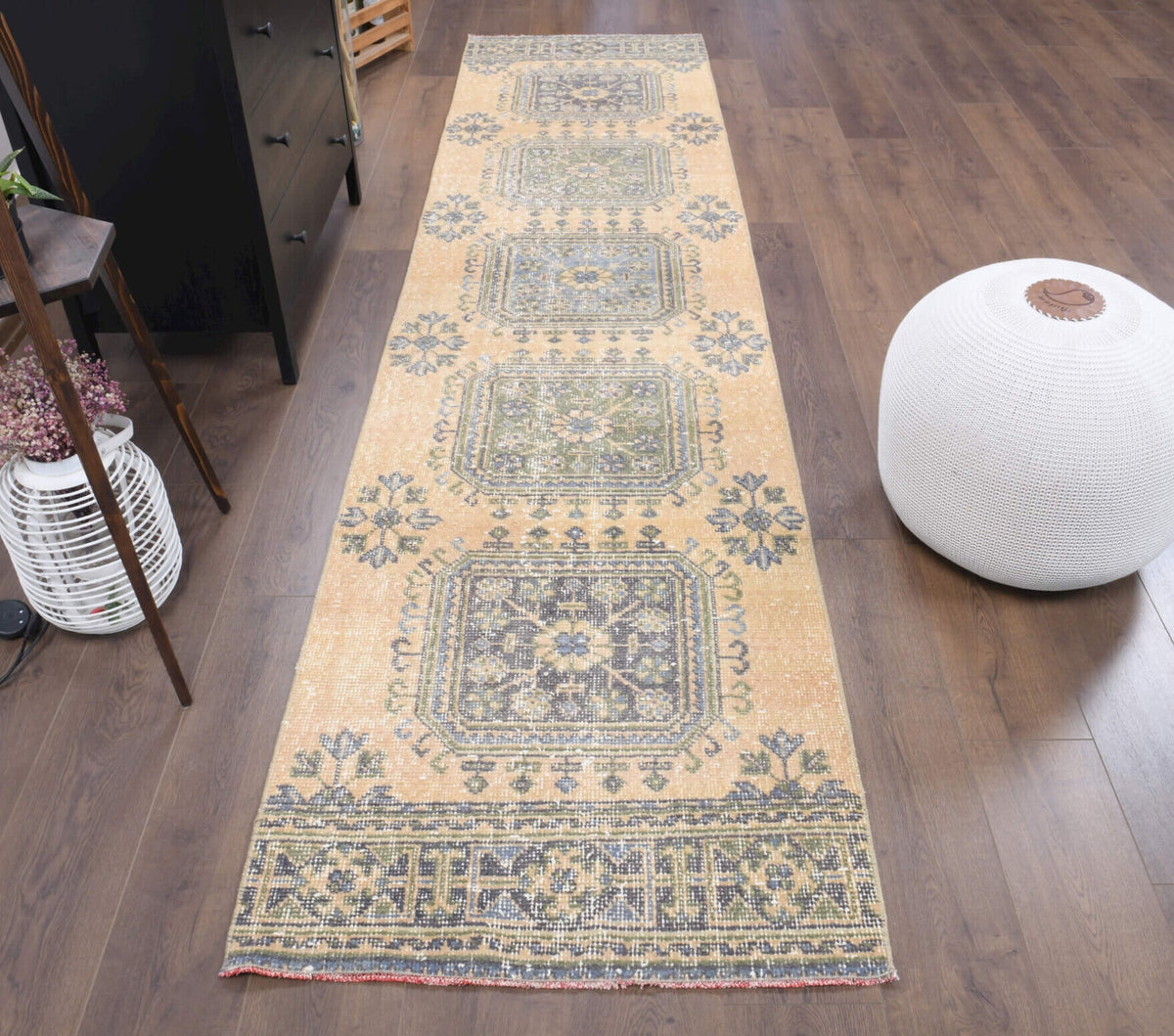 El yapımı vintage yolluk 81x345 cm çiçek desenli desenli yün - yakın çekim doku detayı