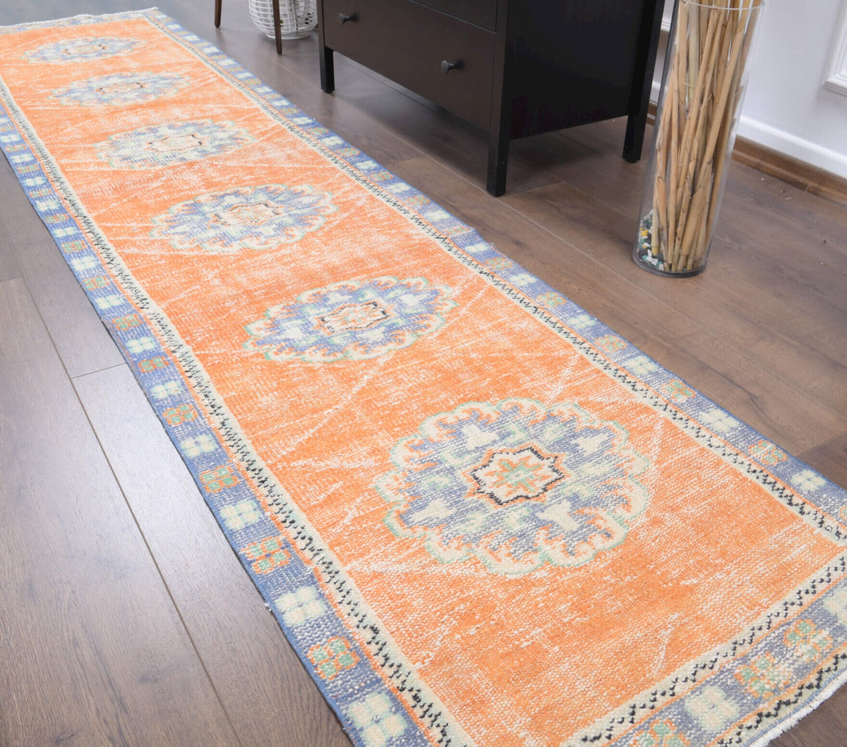 El yapımı vintage yolluk 76x325 cm oryantal desenli yün - farklı açıdan görünüm