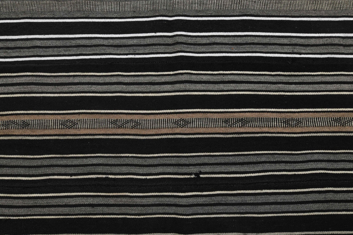 El yapımı vintage yolluk 140x409 cm kilim desenli yün - kenar ve saçak detayı