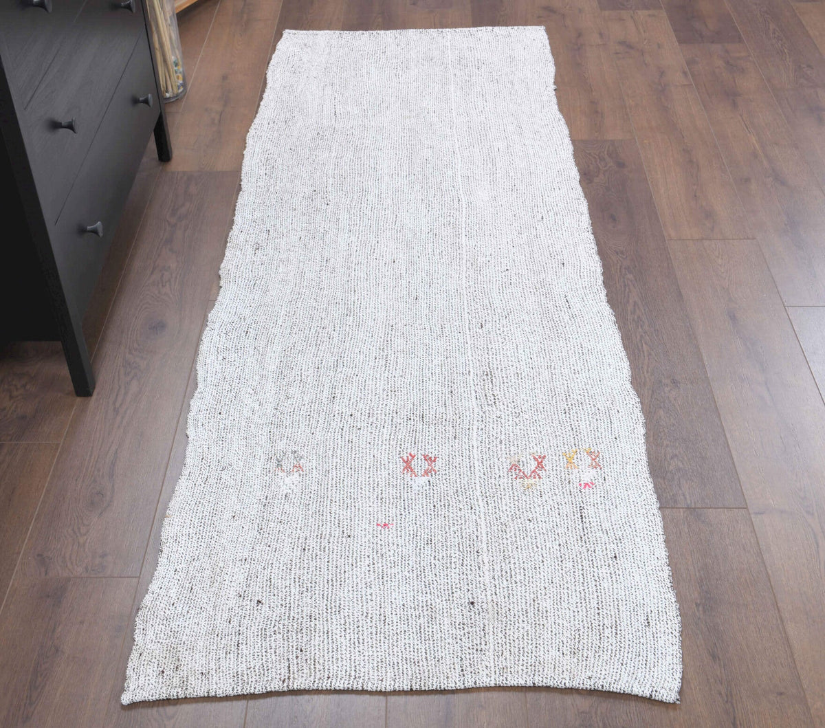 El yapımı vintage yolluk 79x218 cm kilim desenli yün - mekan görünümü