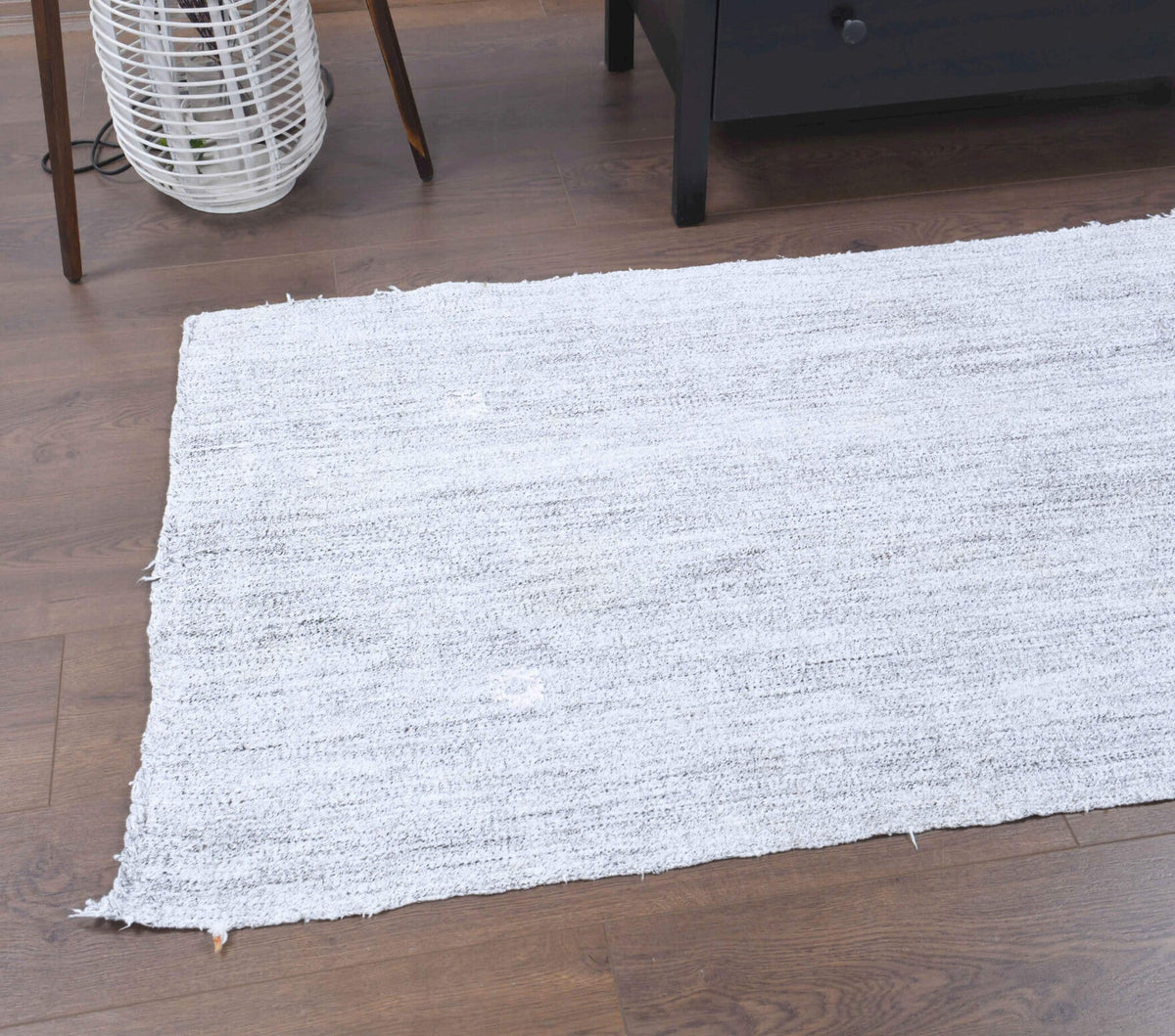 El yapımı vintage yolluk 81x213 cm kilim desenli yün - yakın çekim doku detayı