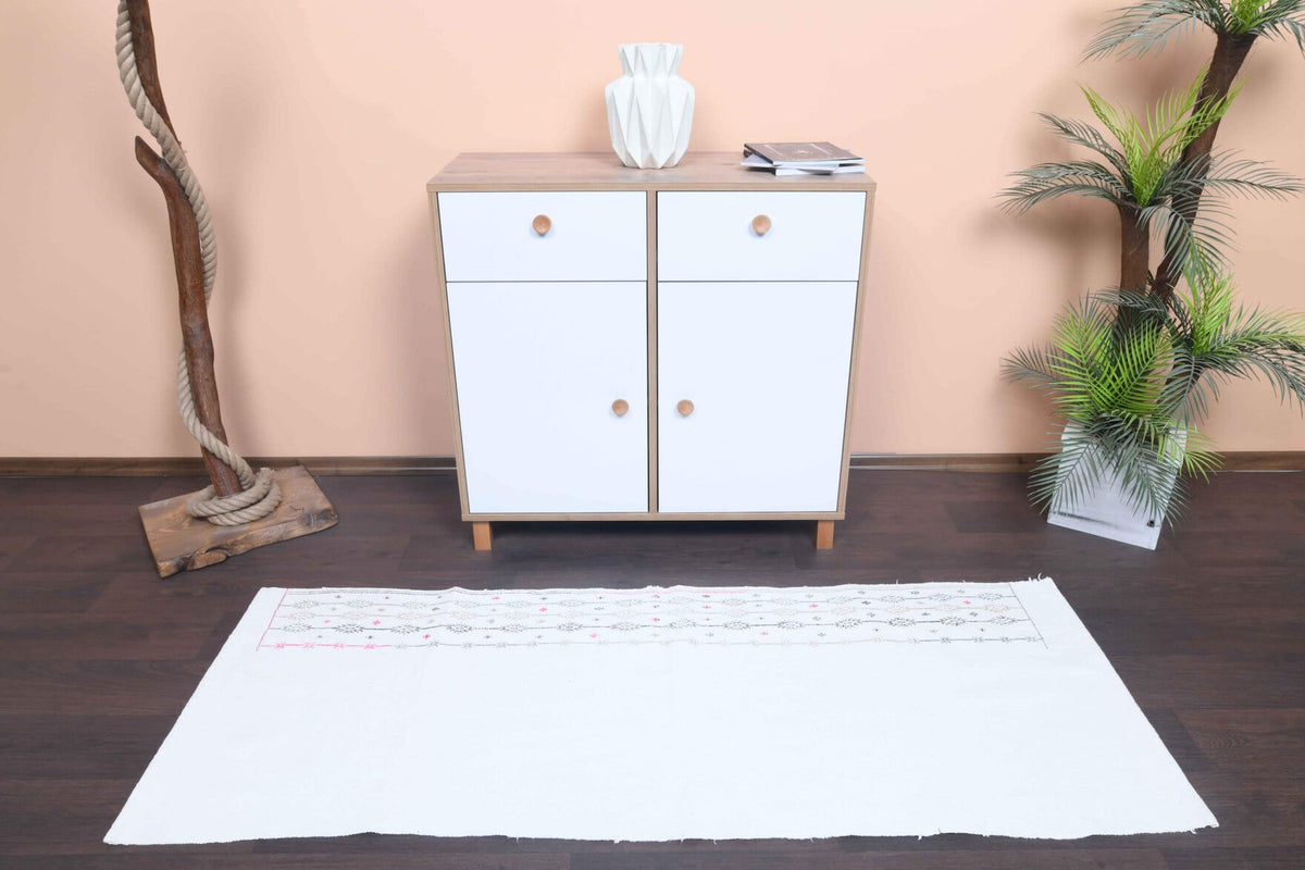 El yapımı vintage yolluk 74x193 cm düz desenli yün - yakın çekim doku detayı