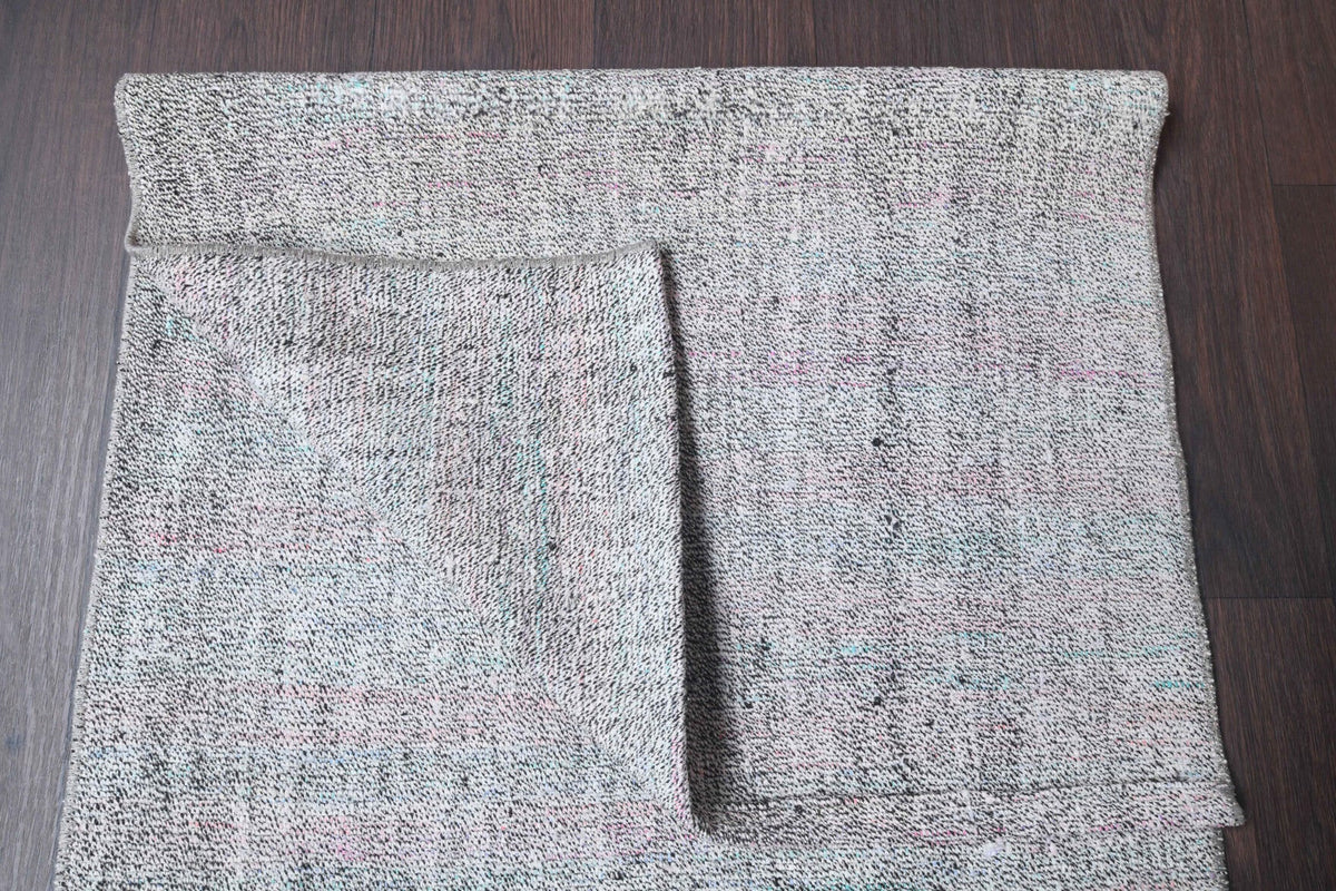 El yapımı vintage yolluk 74x244 cm düz desenli yün - kenar ve saçak detayı