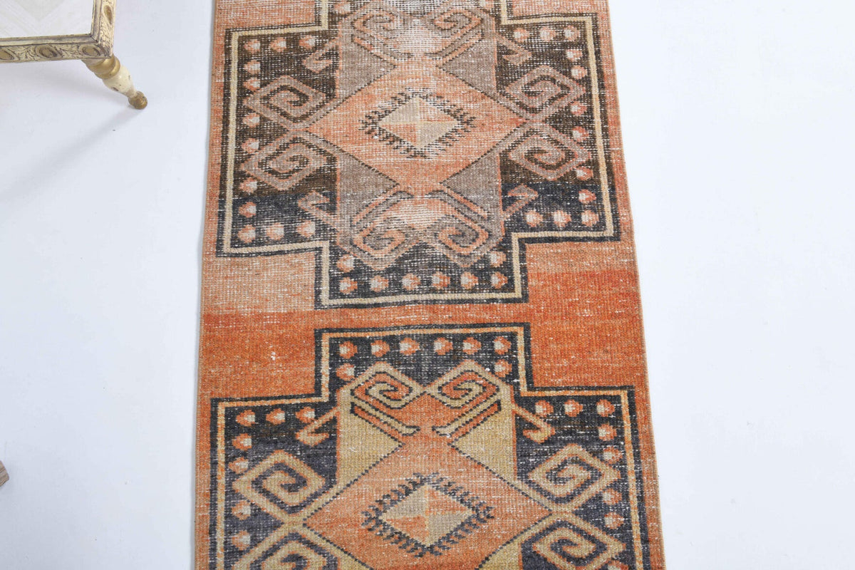 El yapımı vintage yolluk 76x351 cm oryantal desenli yün - yakın çekim doku detayı