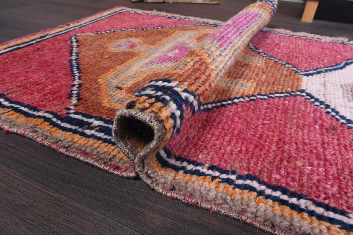 El yapımı vintage yolluk 81x269 cm i̇nsan figürlü desenli yün - farklı açıdan görünüm