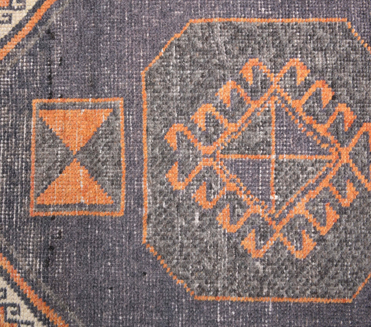 El yapımı vintage yolluk 79x272 cm geometrik desenli yün - kenar ve saçak detayı