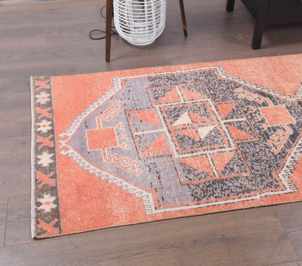 El yapımı vintage yolluk 86x300 cm geometrik desenli yün - mekan görünümü