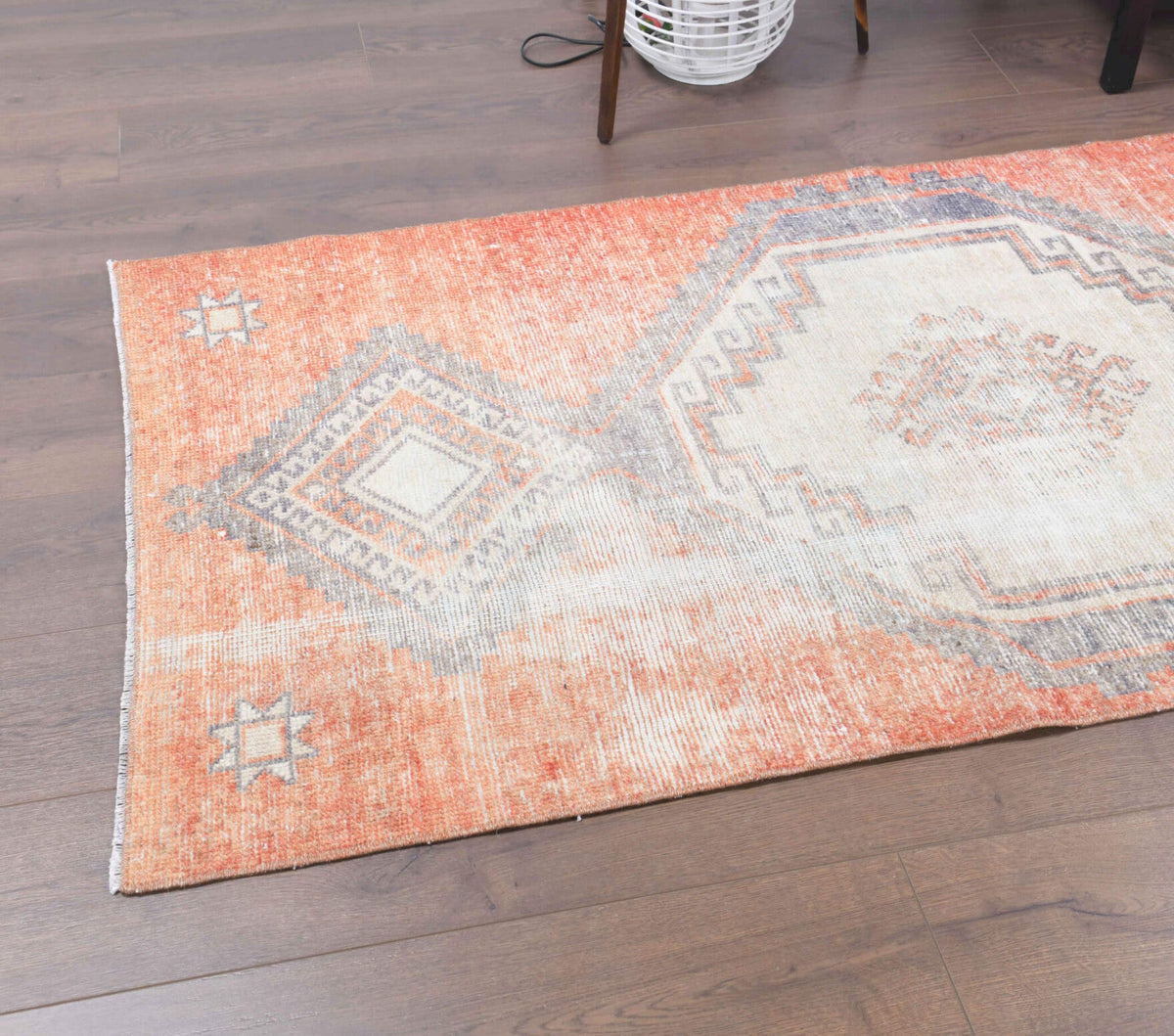 El yapımı vintage yolluk 91x368 cm geometrik desenli yün - üstten görünüm