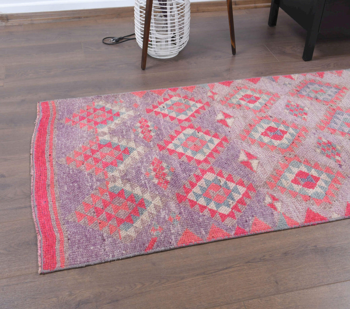 El yapımı vintage yolluk 61x305 cm i̇kat desenli yün - mekan görünümü