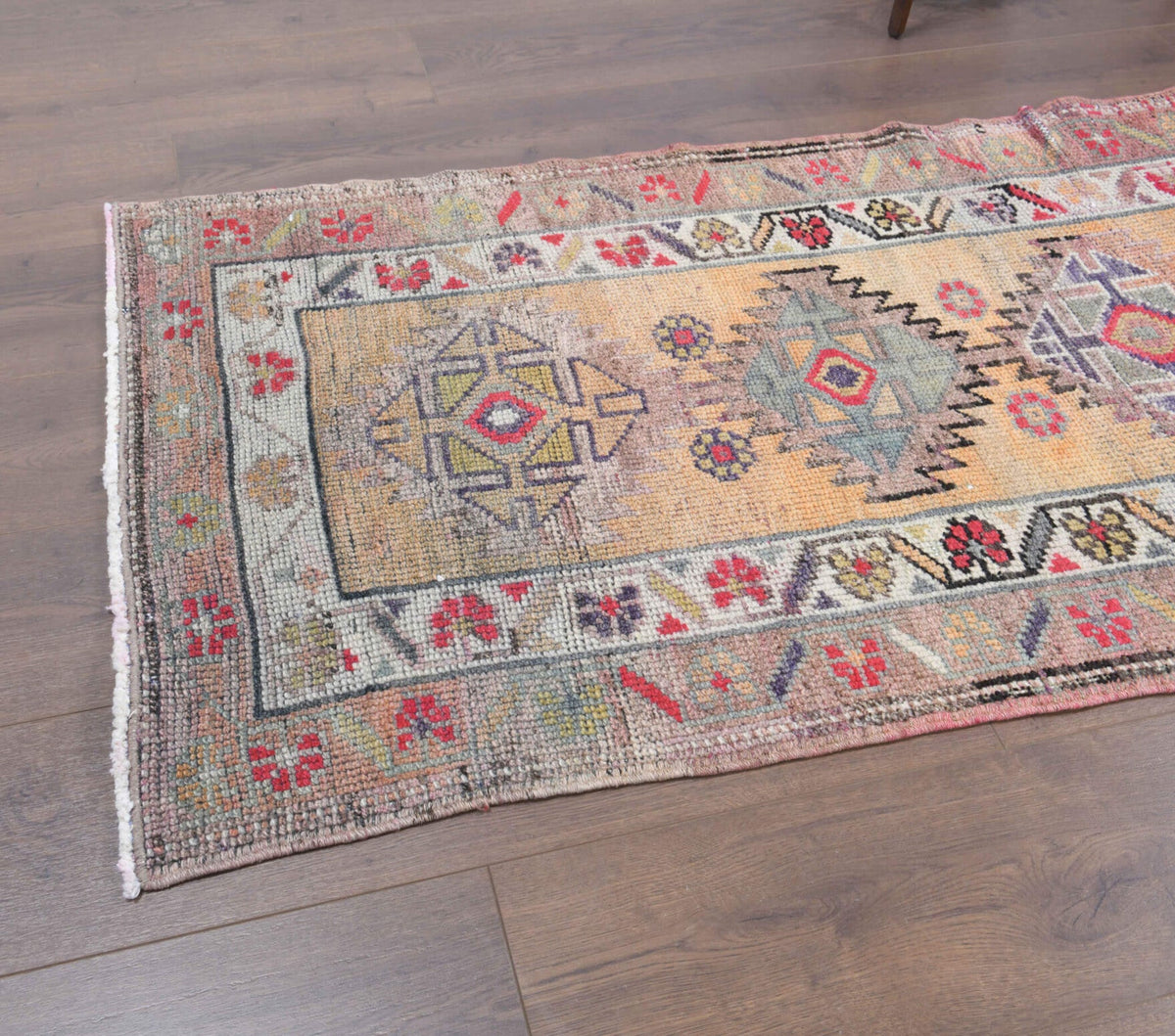 El yapımı vintage yolluk 81x381 cm oryantal desenli yün - mekan görünümü