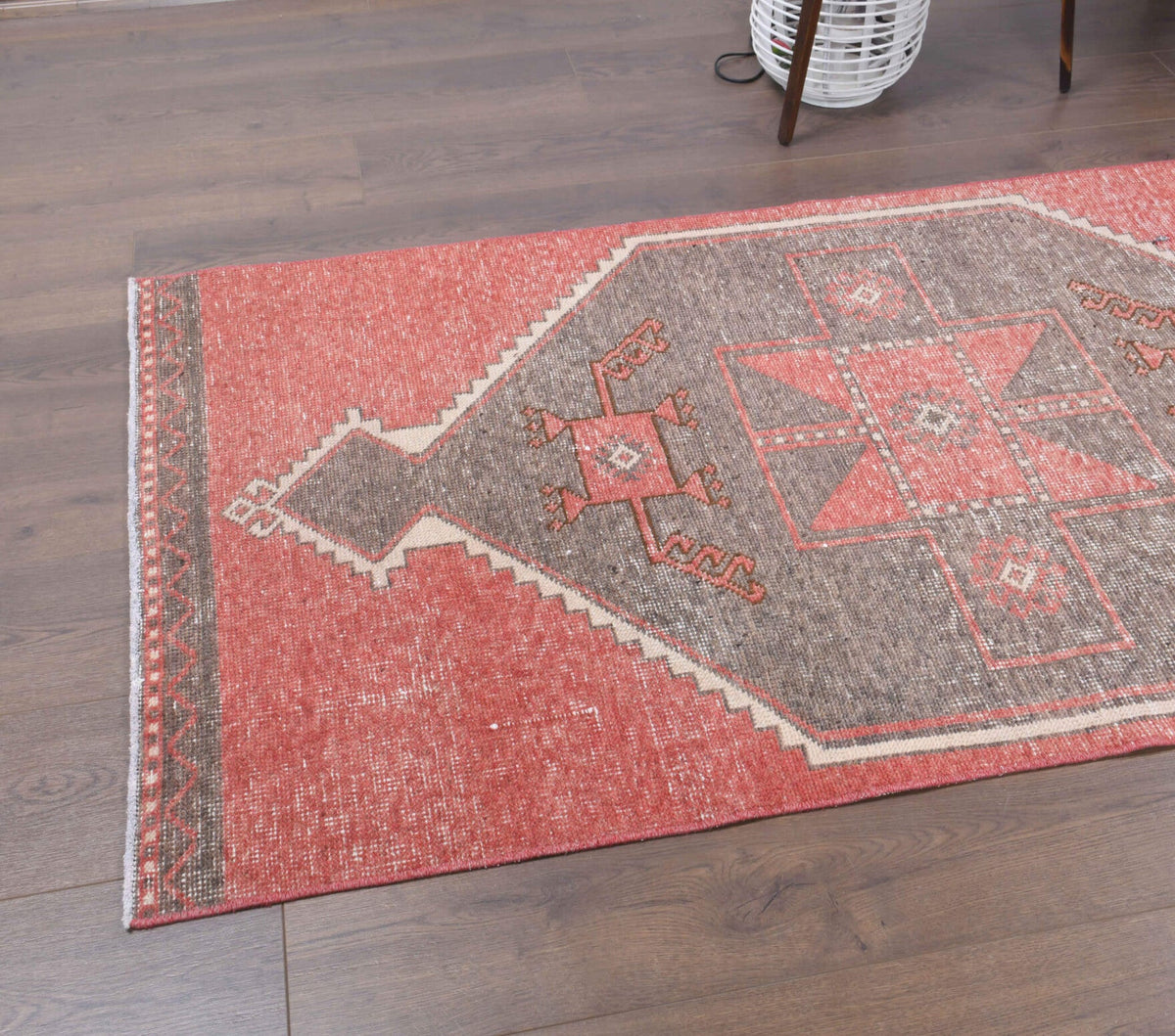El yapımı vintage yolluk 91x386 cm geometrik desenli yün - mekan görünümü