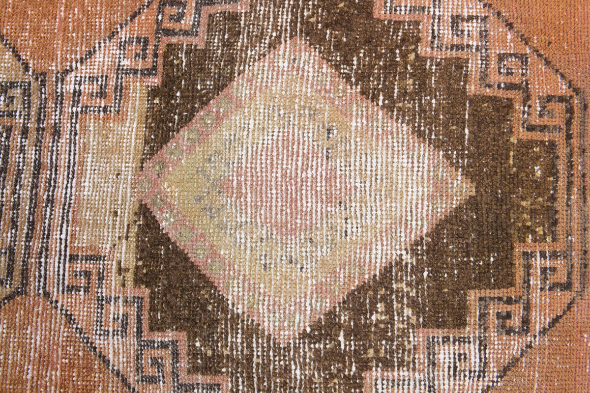 El yapımı vintage yolluk 94x335 cm geometrik desenli yün - kenar ve saçak detayı