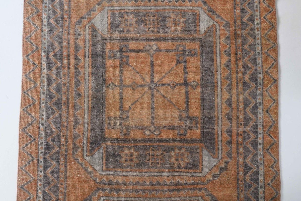 El yapımı vintage yolluk 109x351 cm tribal desenli yün - üstten görünüm