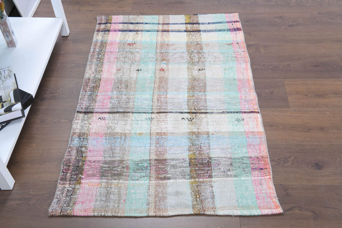 El yapımı vintage halı 81x122 cm kareli desenli yün - detay görünümü