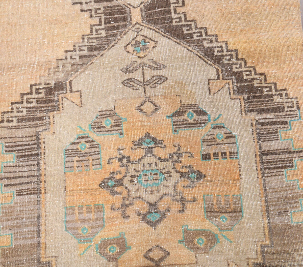 El yapımı vintage halı 102x165 cm oryantal desenli yün - yakın çekim doku detayı