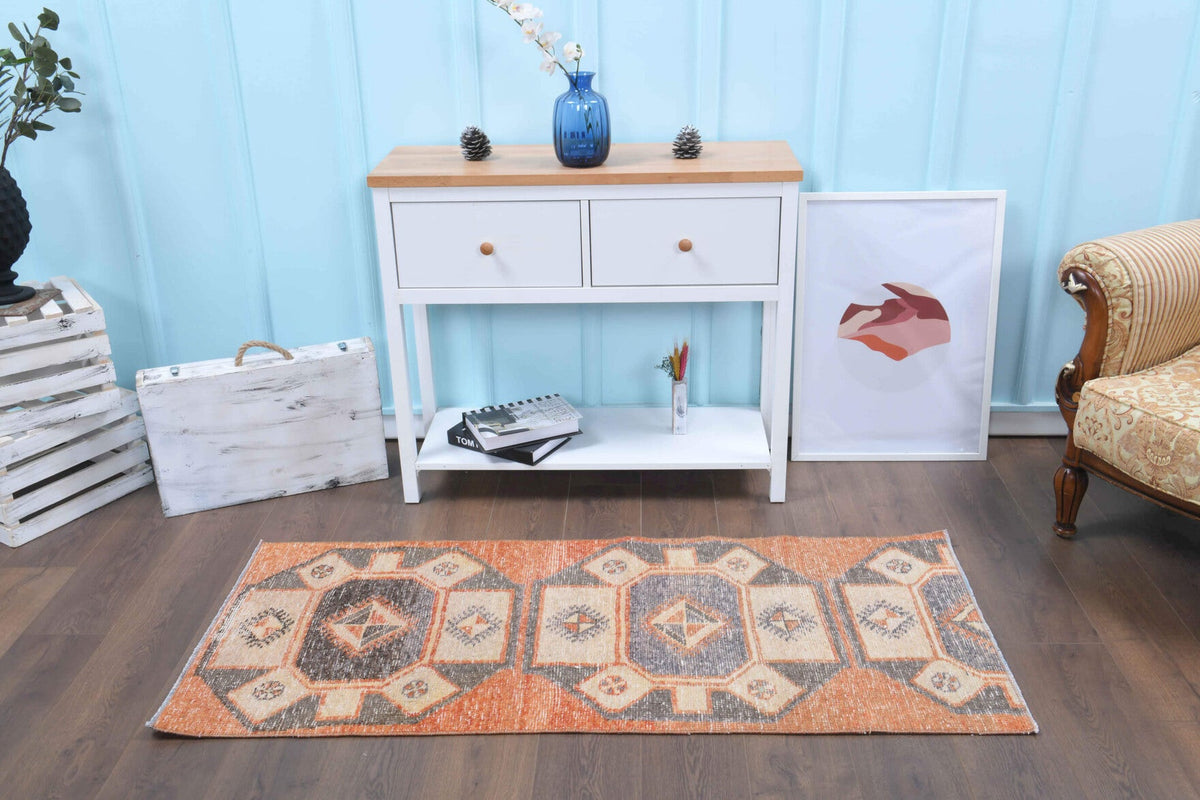 El yapımı vintage halı 71x165 cm geometrik desenli yün - üstten görünüm