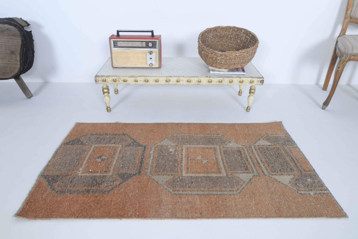 El yapımı vintage halı 74x132 cm oryantal desenli yün - desen detayı