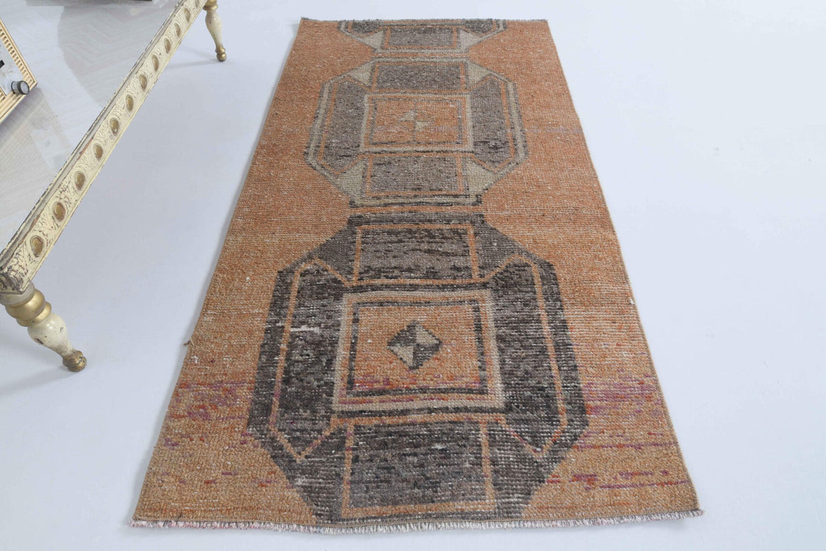 El yapımı vintage halı 74x142 cm geometrik desenli yün - detay görünümü