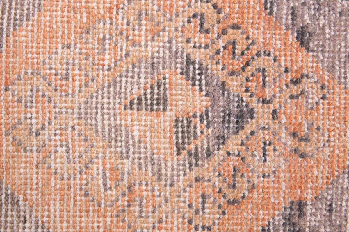 El yapımı vintage halı 81x117 cm geometrik desenli yün - açık alan görünümü