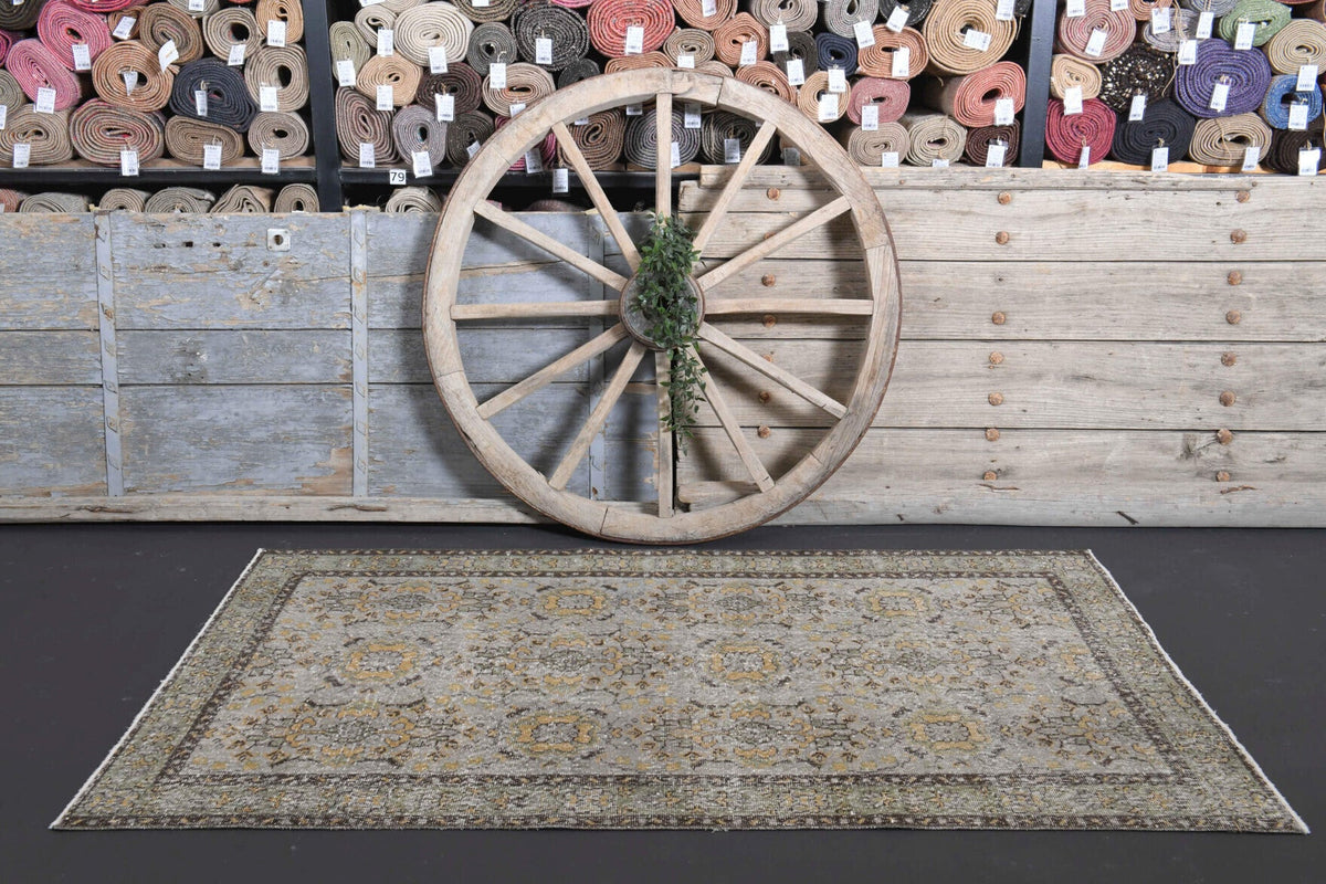 Vintage Floral Area Rug